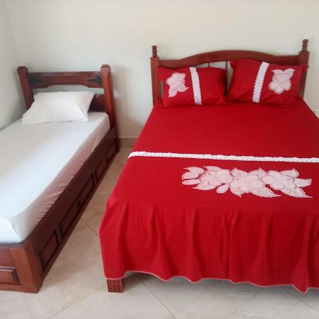 Casa Nova Com Piscina Proxima A Praia E Menos De 3Km Do Centro De Ubatuba Ngoại thất bức ảnh